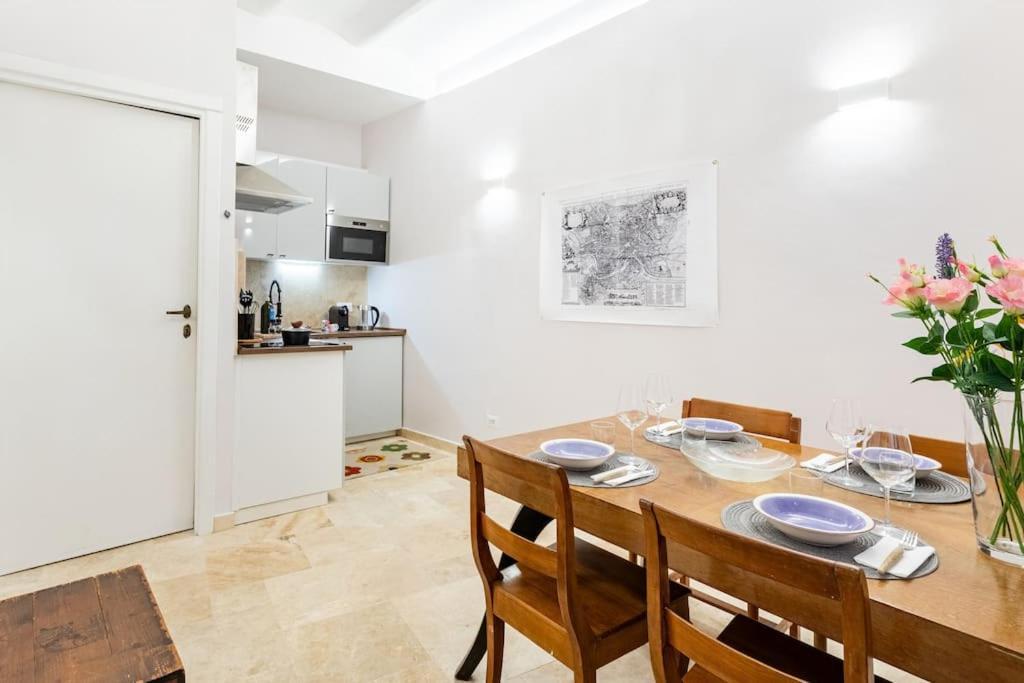 רומא Bottega Augustea Duplex Apartment In Monti מראה חיצוני תמונה