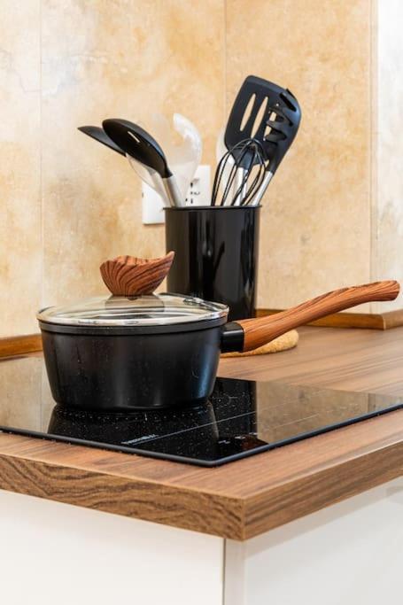 רומא Bottega Augustea Duplex Apartment In Monti מראה חיצוני תמונה