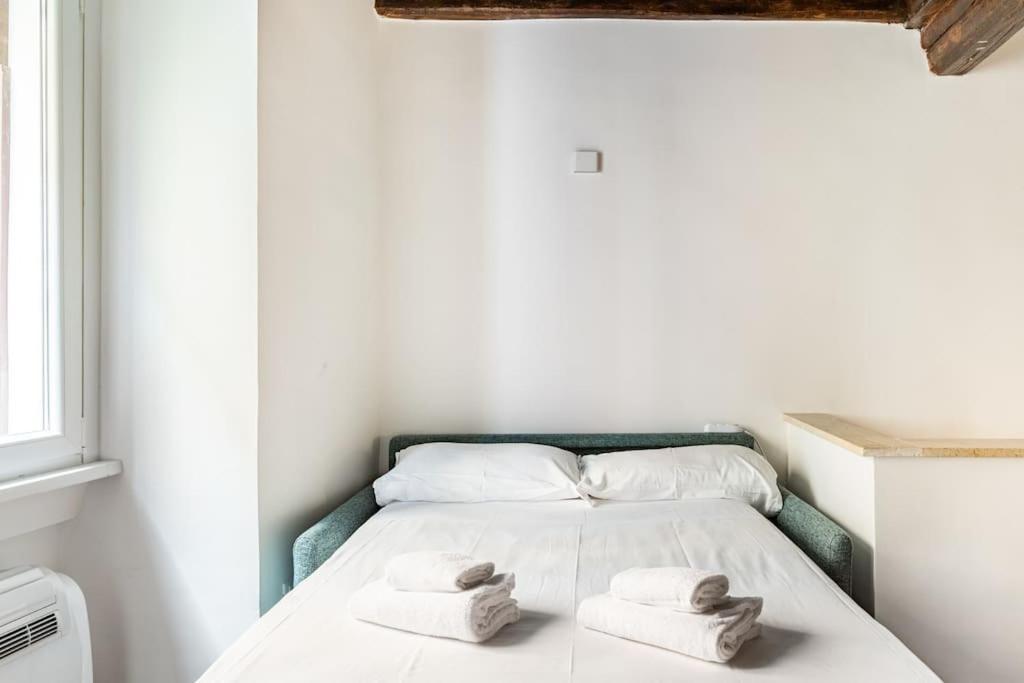 רומא Bottega Augustea Duplex Apartment In Monti מראה חיצוני תמונה